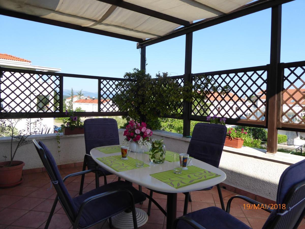 Apartmani Dubasnica Malinska Dış mekan fotoğraf